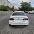 Toyota Camry v70 white -      