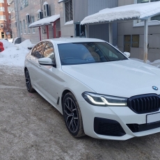 BMW 5 series white -      