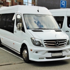 Mercedes-Benz Sprinter -      