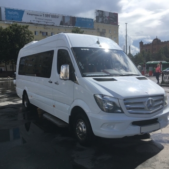 Mercedes-Benz Sprinter -      